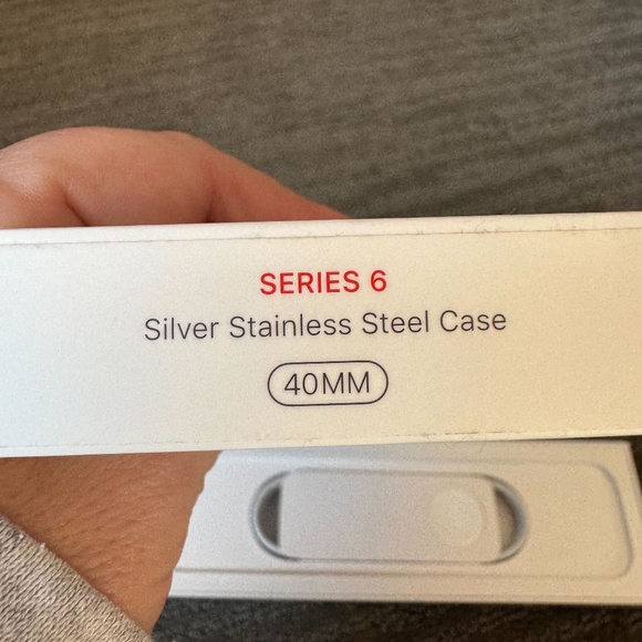 IWatch series 6 Stainless Cellular - Picture 3 of 4